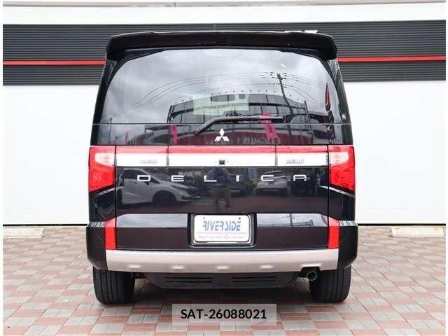 Mitsubishi DELICA 2022-12 8314213-25