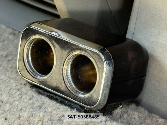Mitsubishi DELICA 2009-04 8314228-17