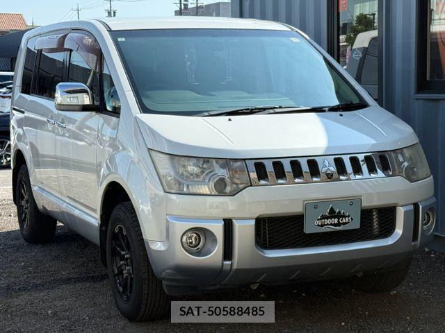 Mitsubishi DELICA 2009-04 8314228-19