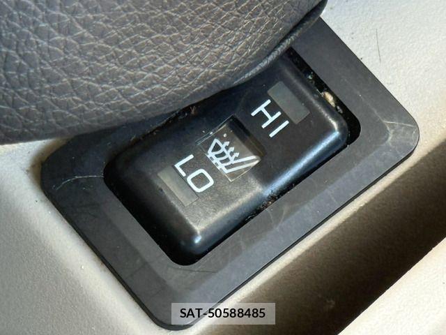 Mitsubishi DELICA 2009-04 8314228-7