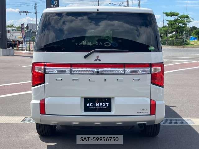 Mitsubishi DELICA 2020-06 8314222-19