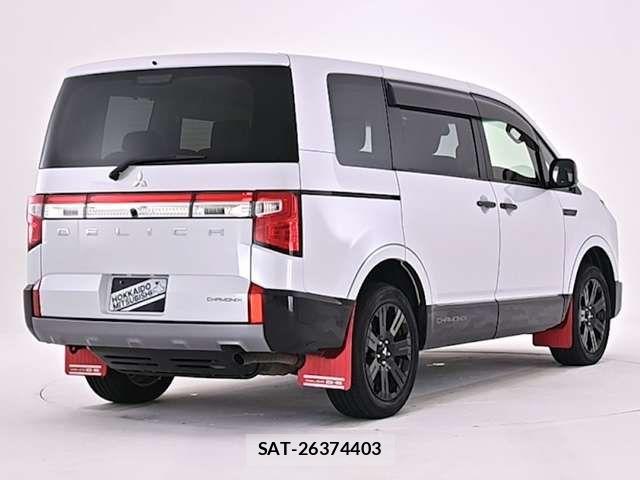 Mitsubishi DELICA 2024-06 8314206-17