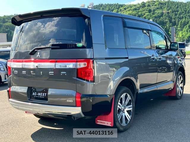 Mitsubishi DELICA 2020-02 8314220-18