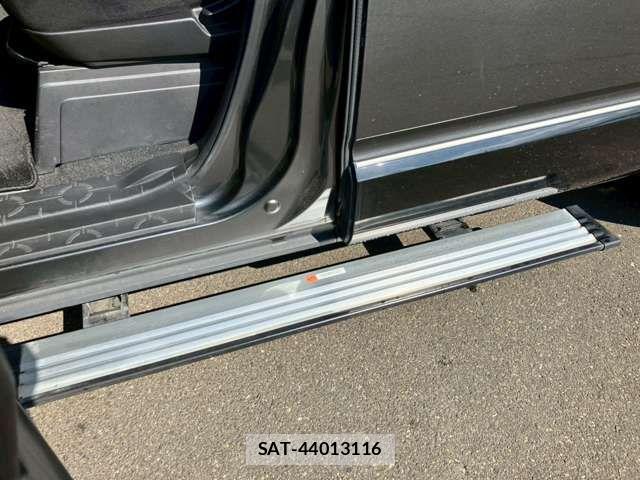 Mitsubishi DELICA 2020-02 8314220-2