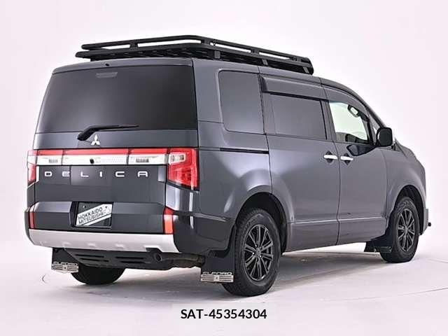 Mitsubishi DELICA 2022-06 8314211-19