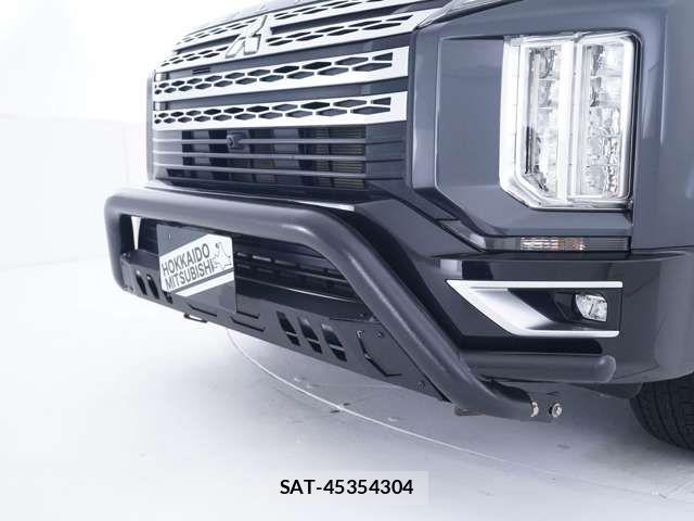 Mitsubishi DELICA 2022-06 8314211-4