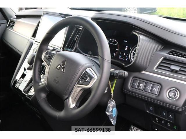 Mitsubishi DELICA 2024-09 8314207-10