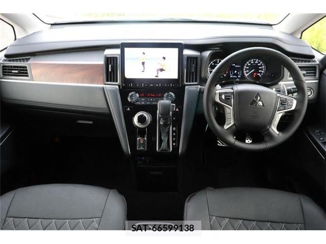 Mitsubishi DELICA 2024-09 8314207-1