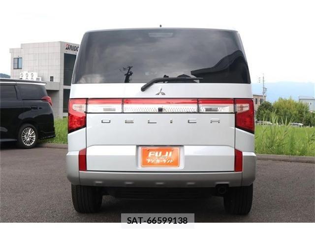 Mitsubishi DELICA 2024-09 8314207-19