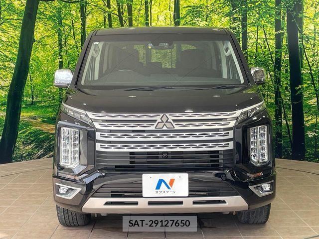 Mitsubishi DELICA 2022-12 8314210-15