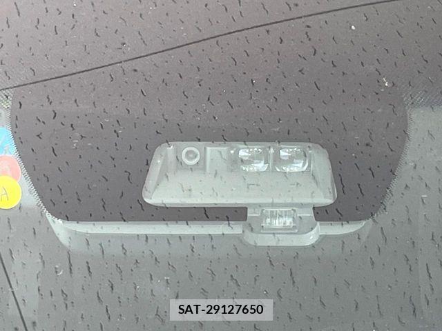 Mitsubishi DELICA 2022-12 8314210-6