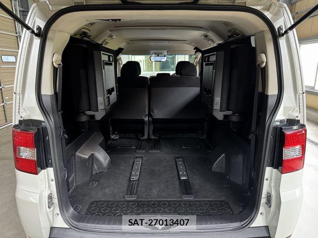Mitsubishi DELICA 2013-05 8314226-13