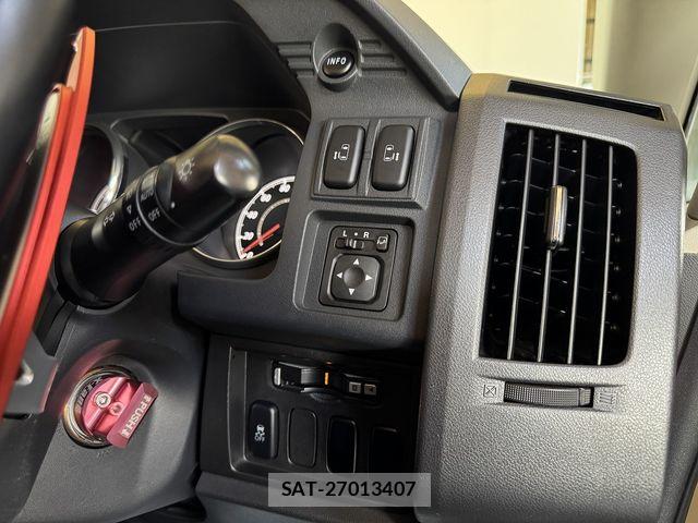 Mitsubishi DELICA 2013-05 8314226-16