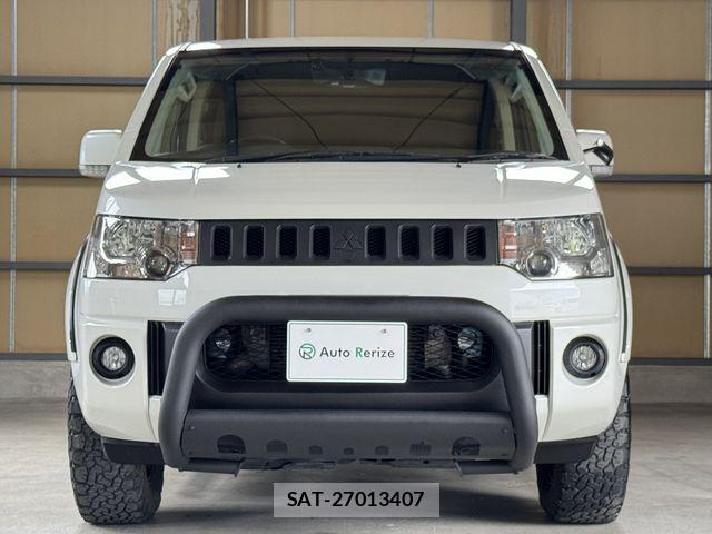 Mitsubishi DELICA 2013-05 8314226-1