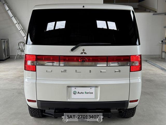Mitsubishi DELICA 2013-05 8314226-21