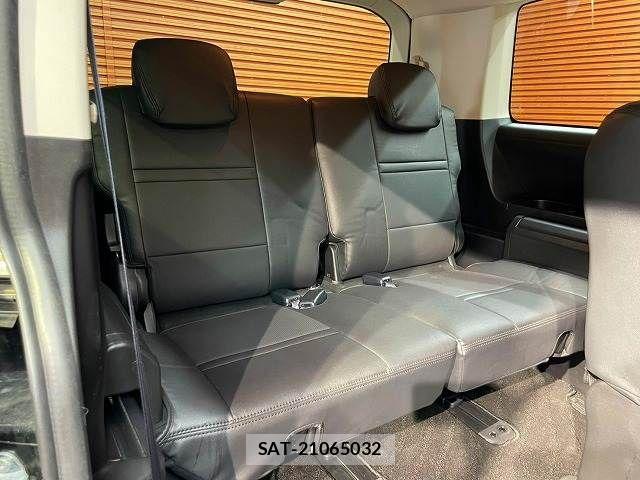 Mitsubishi DELICA 2019-07 8335598-12