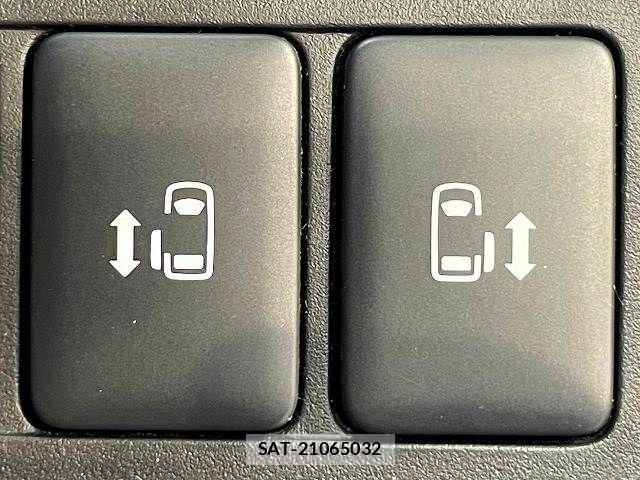 Mitsubishi DELICA 2019-07 8335598-5