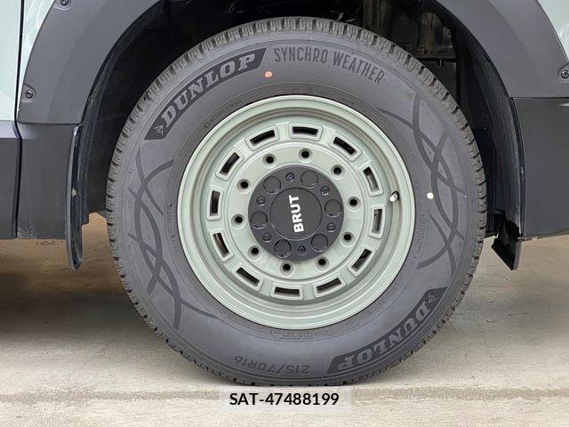 Mitsubishi DELICA 2025-07 8335585-13