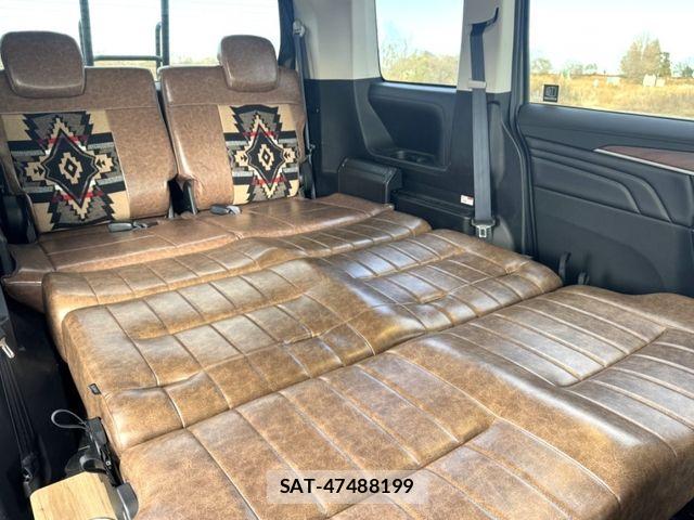 Mitsubishi DELICA 2025-07 8335585-17