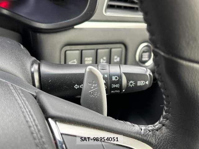 Mitsubishi DELICA 2022-05 8335591-17
