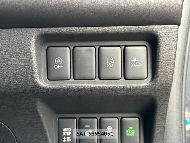 Mitsubishi DELICA 2022-05 8335591-24