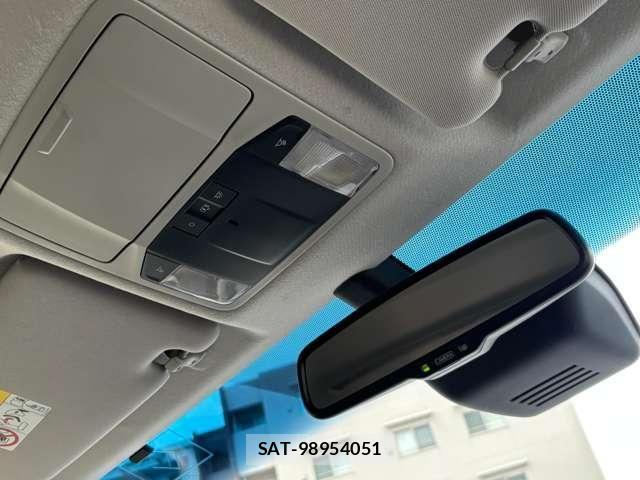 Mitsubishi DELICA 2022-05 8335591-28