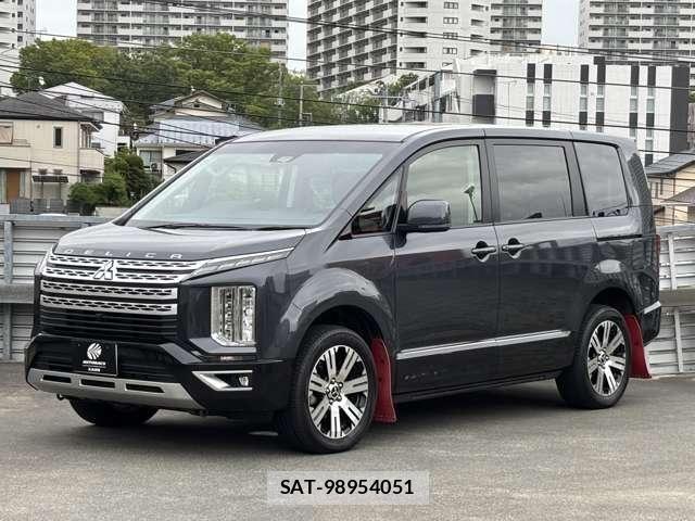 Mitsubishi DELICA 2022-05 8335591-3