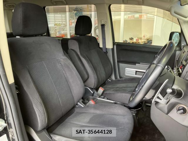 Mitsubishi DELICA 2015-03 8335606-16