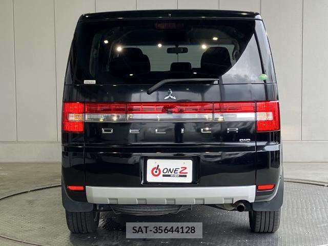 Mitsubishi DELICA 2015-03 8335606-28