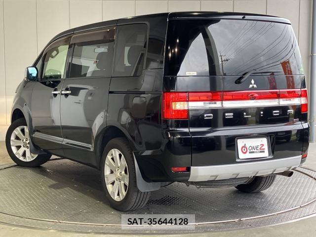 Mitsubishi DELICA 2015-03 8335606-29