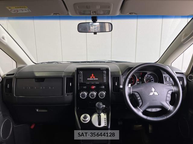 Mitsubishi DELICA 2015-03 8335606-5
