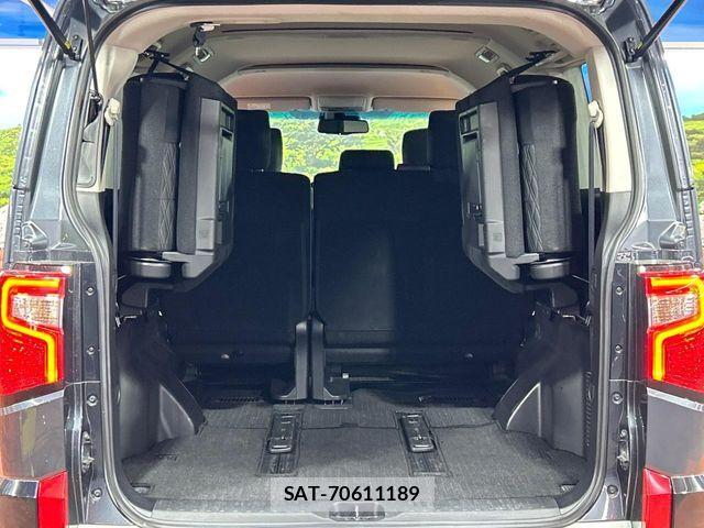 Mitsubishi DELICA 2023-11 8335594-10