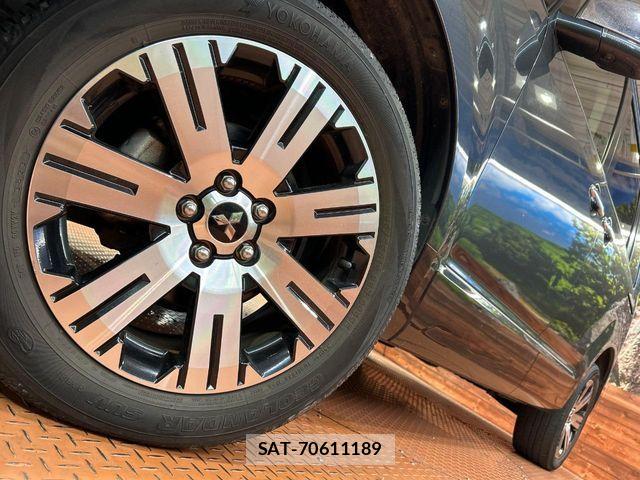 Mitsubishi DELICA 2023-11 8335594-13