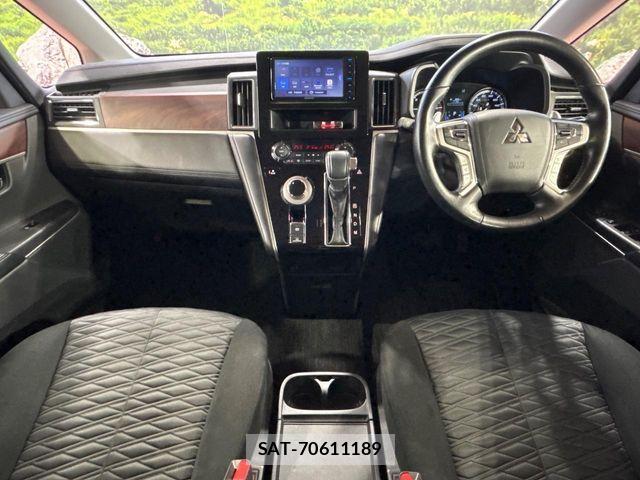 Mitsubishi DELICA 2023-11 8335594-1