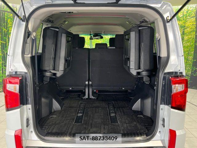 Mitsubishi DELICA 2023-10 8335588-10