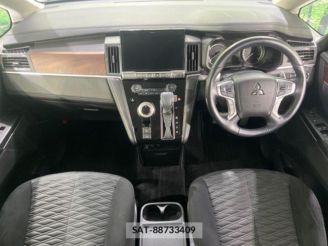 Mitsubishi DELICA 2023-10 8335588-1
