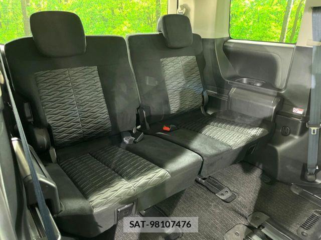 Mitsubishi DELICA 2023-11 8335595-9