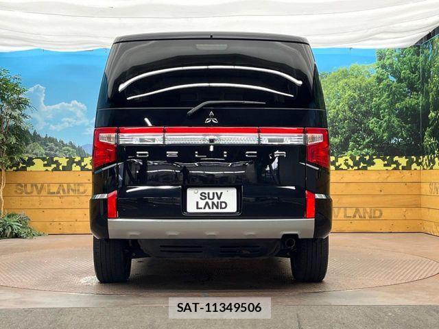 Mitsubishi DELICA 2023-07 8335593-17