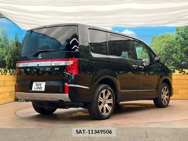Mitsubishi DELICA 2023-07 8335593-19