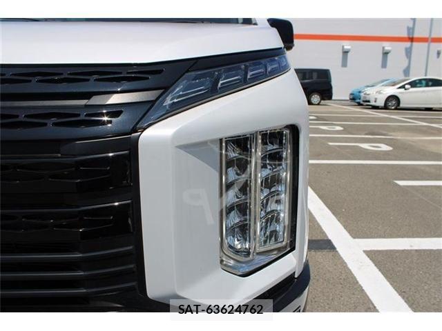Mitsubishi DELICA 2026-01 8335587-13