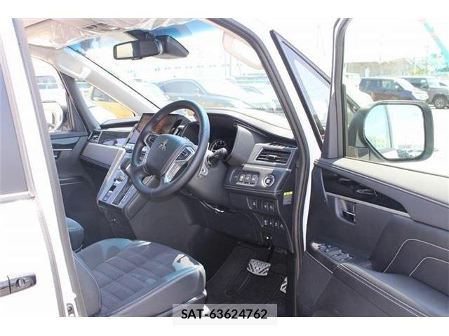 Mitsubishi DELICA 2026-01 8335587-25
