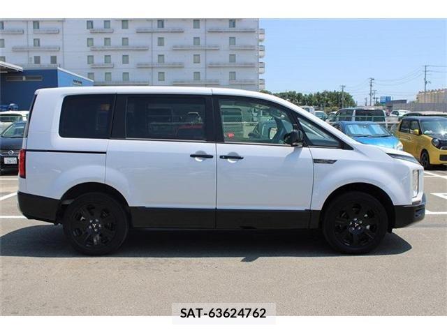 Mitsubishi DELICA 2026-01 8335587-7