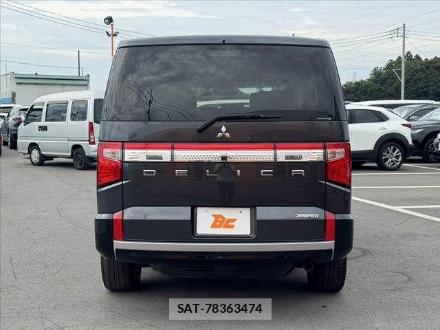 Mitsubishi DELICA 2023-11 8335597-13