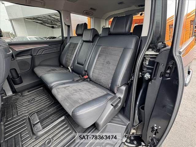 Mitsubishi DELICA 2023-11 8335597-17