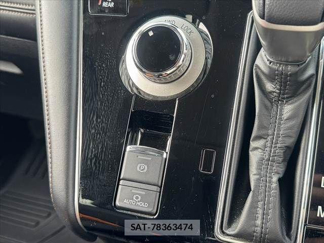 Mitsubishi DELICA 2023-11 8335597-29