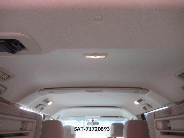 Mitsubishi DELICA 2013-10 8335609-10
