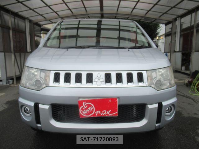 Mitsubishi DELICA 2013-10 8335609-11
