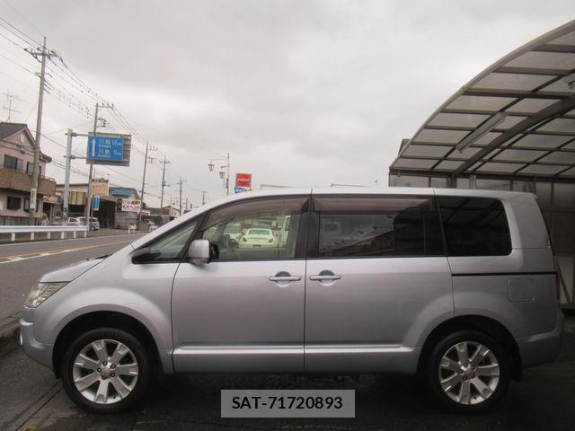 Mitsubishi DELICA 2013-10 8335609-3