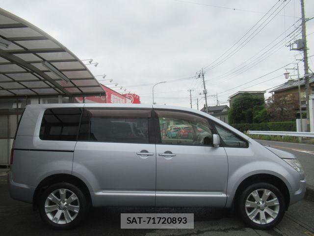 Mitsubishi DELICA 2013-10 8335609-4
