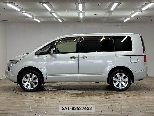 Mitsubishi DELICA 2014-05 8335604-16